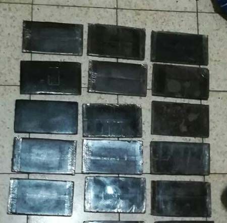  الشرطة: اعتقال 3 شبان من مركز البلاد بشبهة المتاجرة بالسموم 